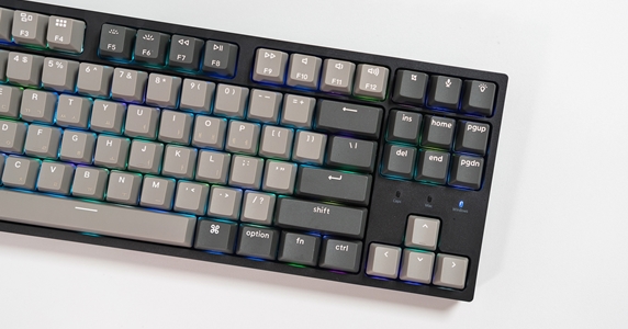 조용하고 깔끔한 기계식 키보드 키크론 C1 PRO 저소음 갈축